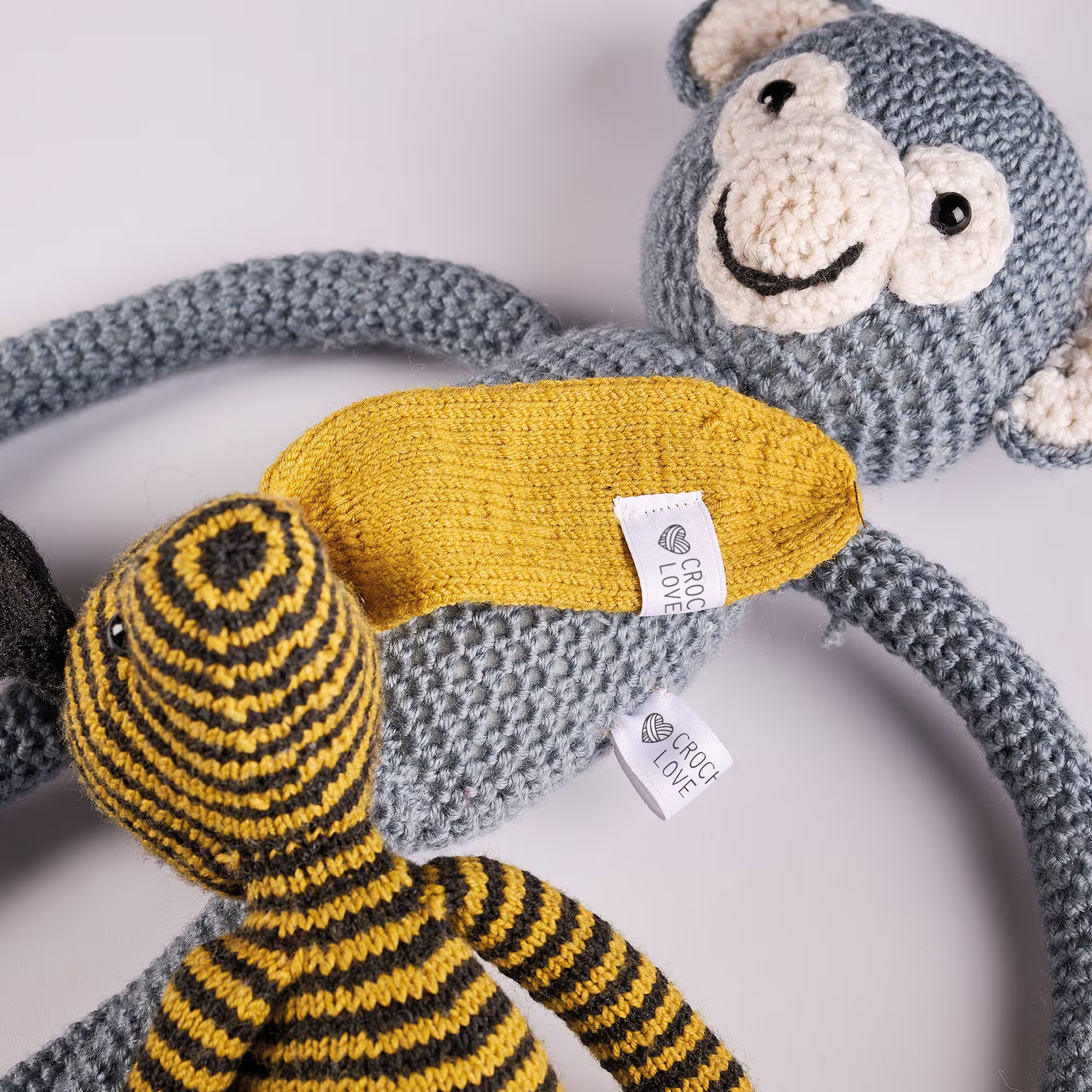 Colop Craft Labeler Einnähetikett an handgefertigtem Stofftier