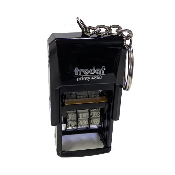 0092399776826 - 4850 Kontrollstempel mit Datum und Schlüsselanhänger Schwarz ISO (2020-11-28)